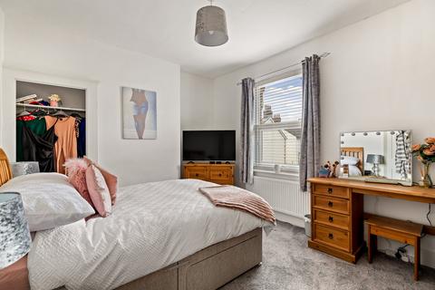2 Beaconsfield Road, Dover, CT16 2LJ