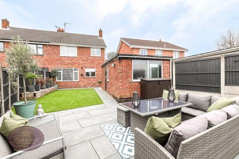 3 bedroom semi-detached house for sale - Conway Road, Hucknall, Nottingham, NG15