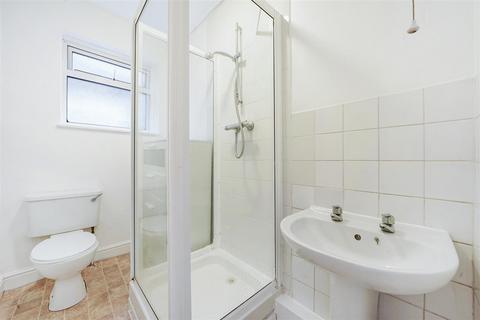 37c Eastdown Park, London, SE13 5HU
