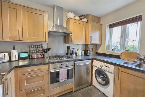 2 bedroom semi-detached house for sale, Middlewood Close, Bath