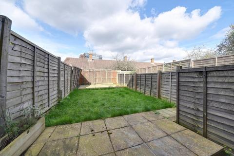 26 Kitchener Road, London, N2 8AS
