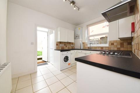 26 Kitchener Road, London, N2 8AS