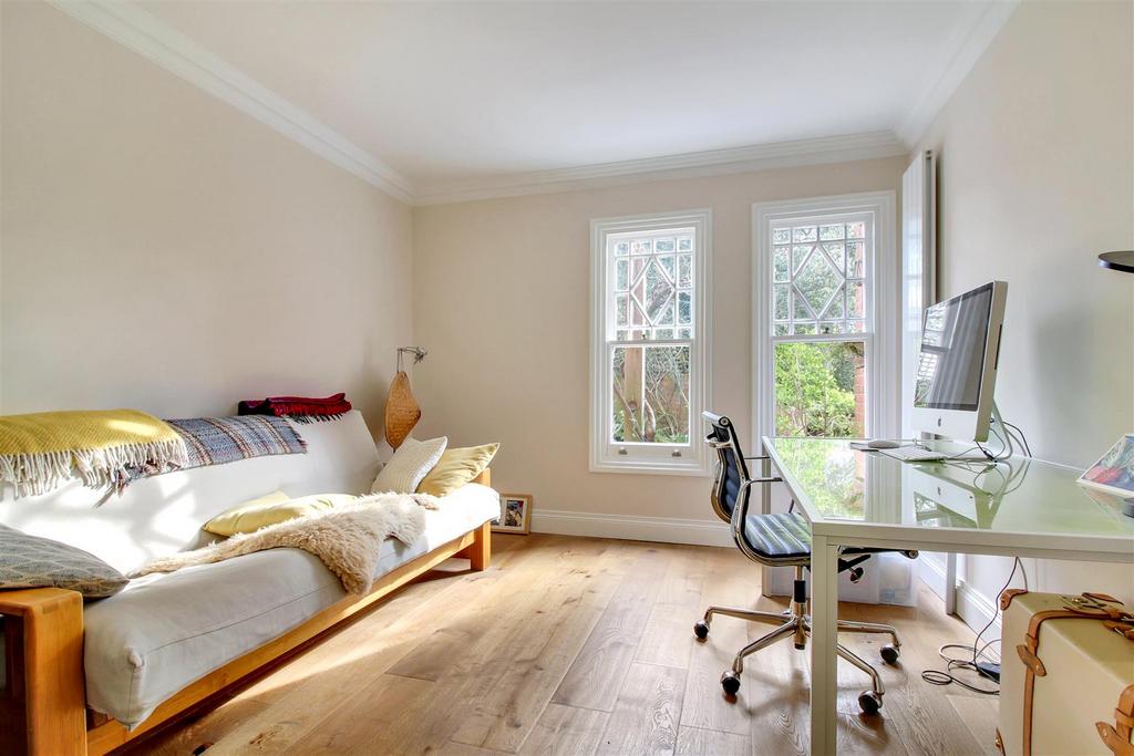 BED2.jpg
