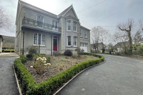 4 bedroom detached house for sale, Cwmamman Road, Ammanford SA18