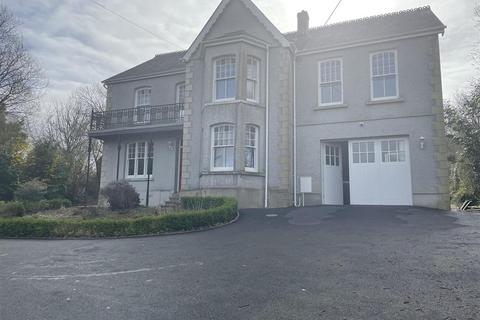 4 bedroom detached house for sale, Cwmamman Road, Ammanford SA18