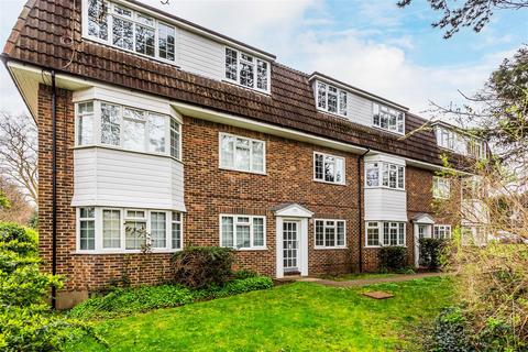 5, Danehurst Court Alexandra Road, Epsom, KT17 4BY