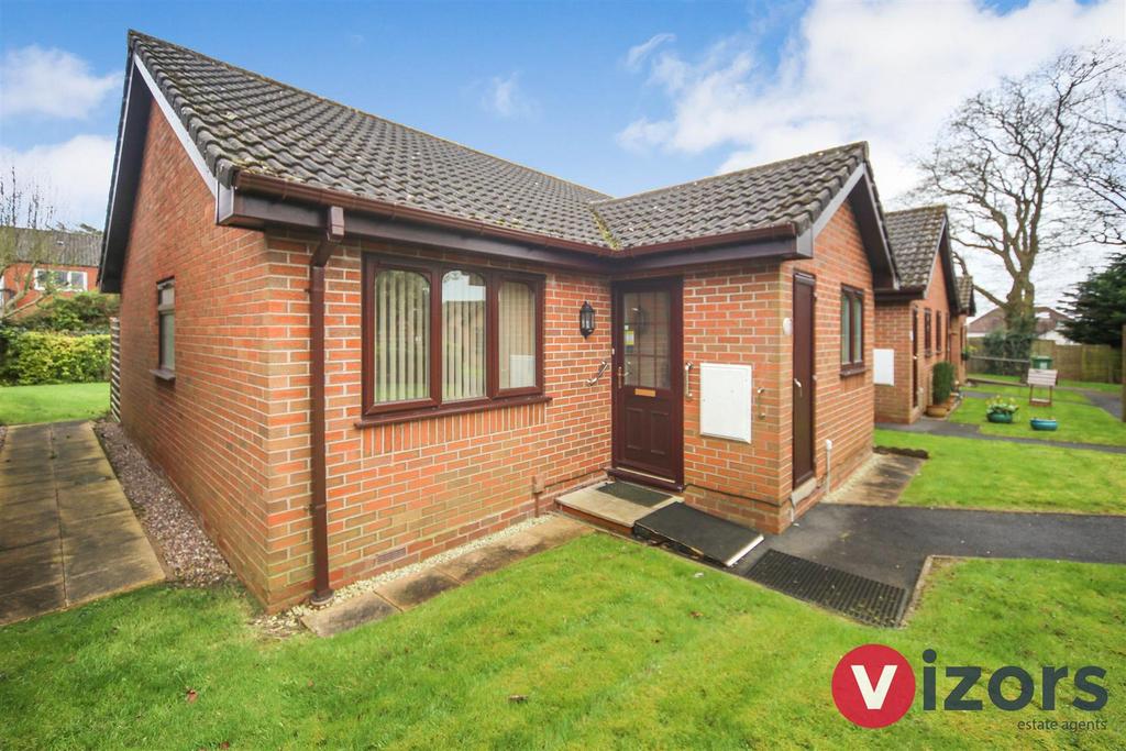 Stonehouse Close, Redditch 2 bed bungalow for sale £185,000