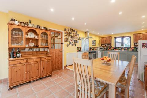 4 bedroom cottage for sale, Sunnyside, South Parade, Harbury