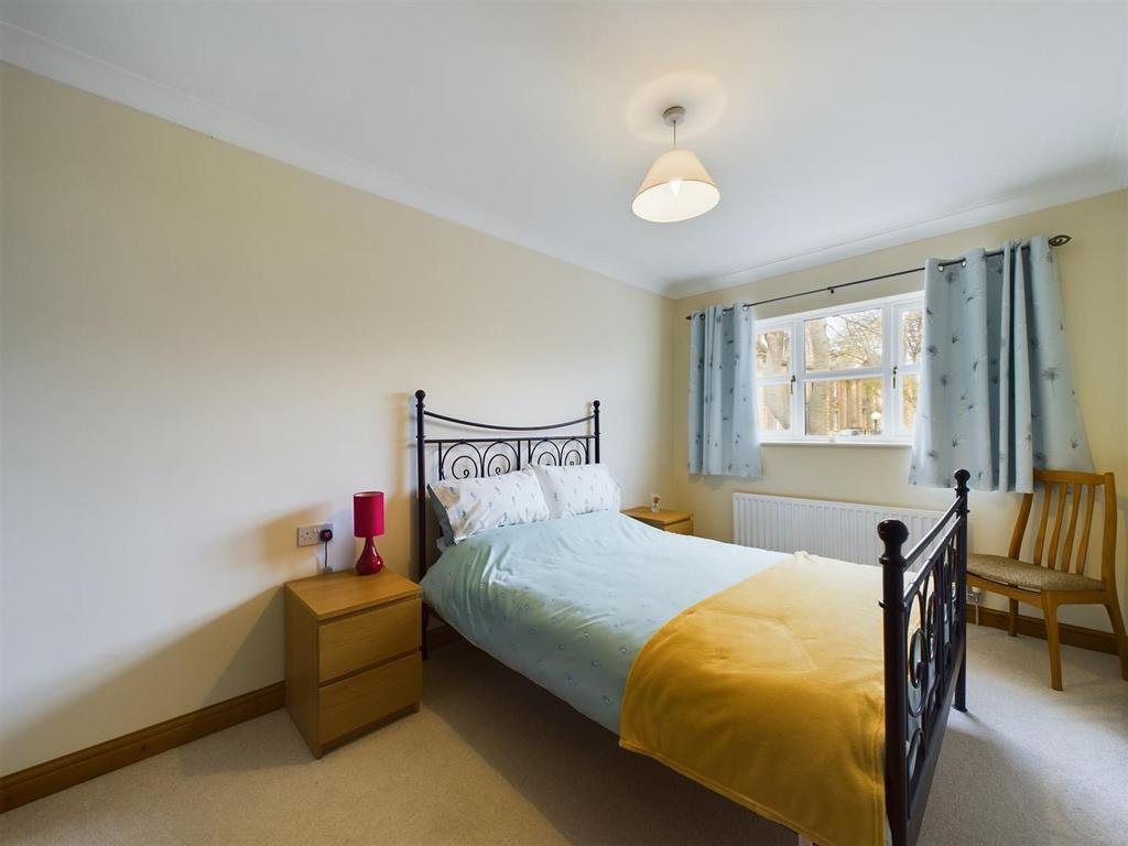 Bedroom: