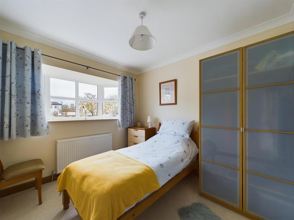 Bedroom: