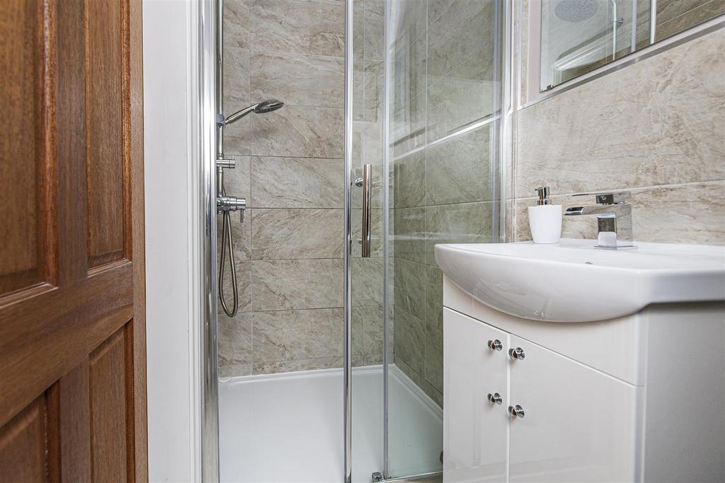 Estate Agents - Brighouse - Clough Lane (43).jpg