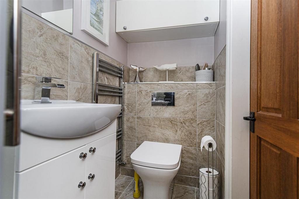 Estate Agents - Brighouse - Clough Lane (44).jpg