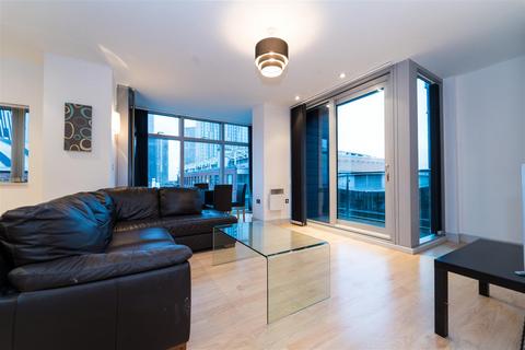 2 bedroom apartment to rent, Great Northern Tower, 1 Watson Street, City Centre