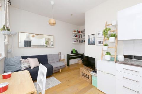 1 bedroom flat to rent - Green Lanes, Stoke Newington, N16
