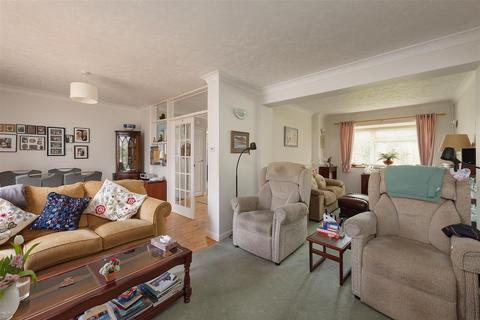 4 bedroom detached house for sale, Medina Avenue, Whitstable