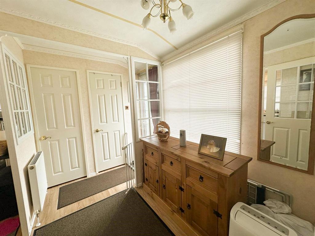 Straight Lane, Addingham, Ilkley 1 bed park home £22,000