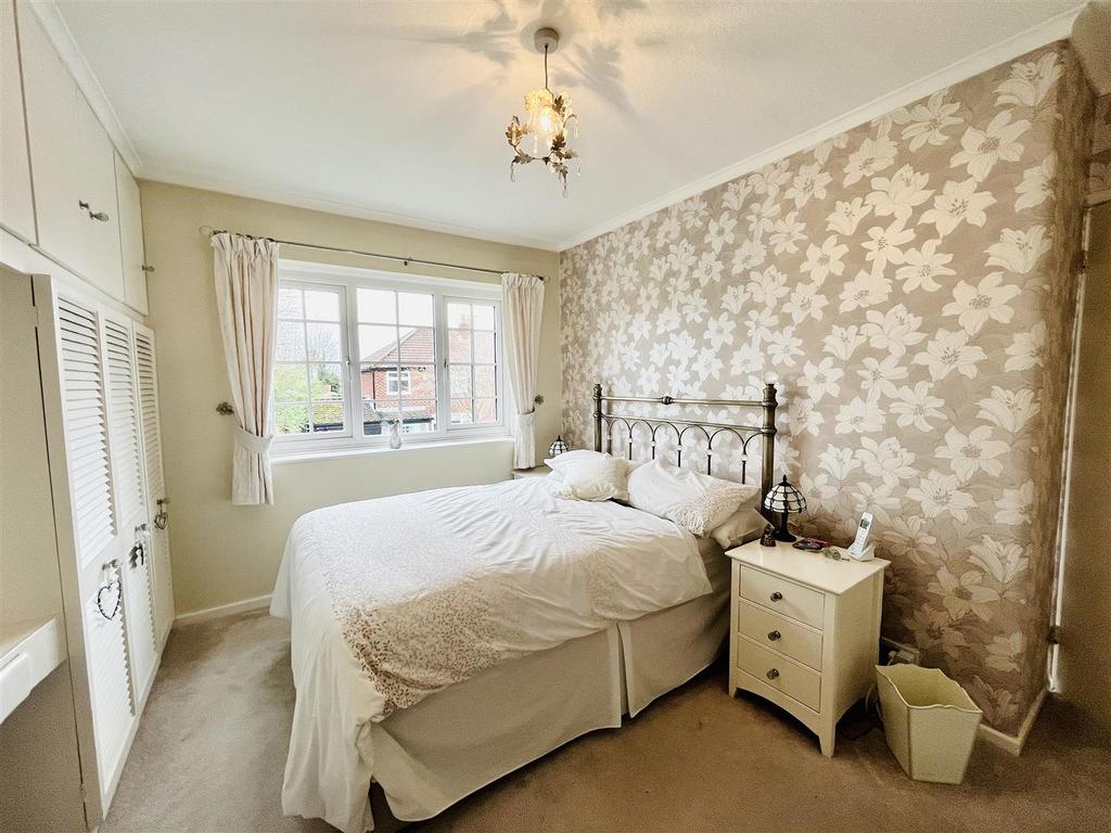 Bedroom 1 Aspect 2