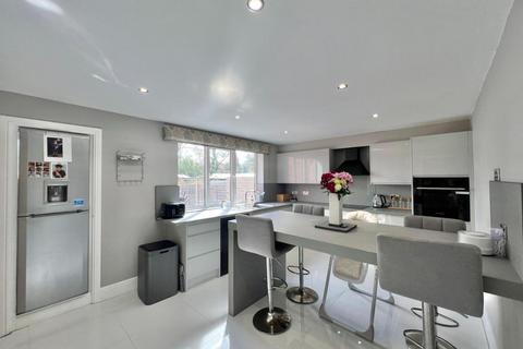 4 bedroom semi-detached house for sale, Kirk Cross Crescent, Royston, Barnsley