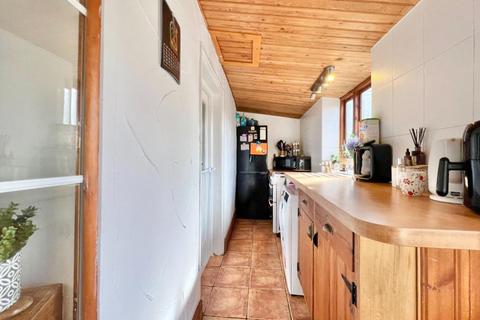 7 Downing Square, Penistone, Sheffield, S36 6AY