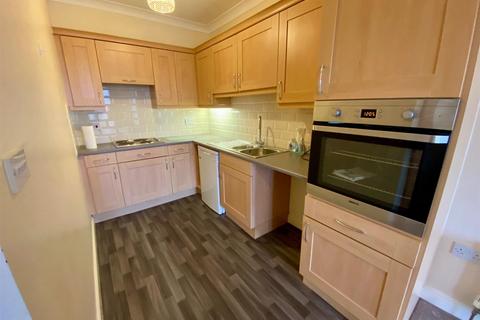 1 bedroom apartment for sale, Kitson Hill Road, Mirfield