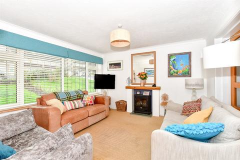 4 bedroom semi-detached house for sale - Penland Road, Haywards Heath, West Sussex