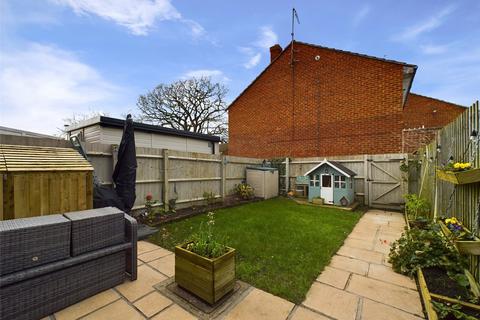 3 bedroom terraced house for sale - Broad Oak Way, Cheltenham, Gloucestershire, GL51