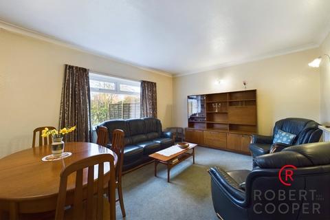 24 The Croft, Ruislip, HA4 0SE