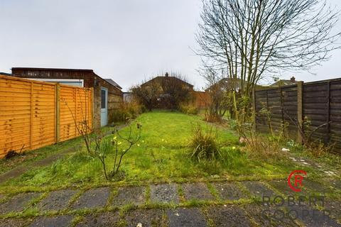 24 The Croft, Ruislip, HA4 0SE