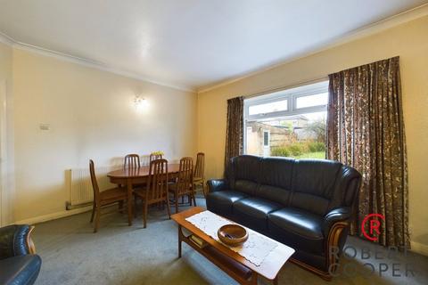 24 The Croft, Ruislip, HA4 0SE
