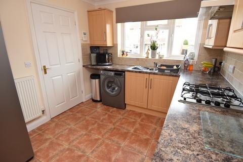 49 Willow Drive, Durrington, Salisbury, SP4 8DE