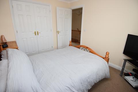 49 Willow Drive, Durrington, Salisbury, SP4 8DE