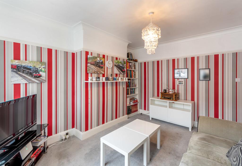 Florence Avenue, Balby, Doncaster, DN4 3 bed semidetached house for