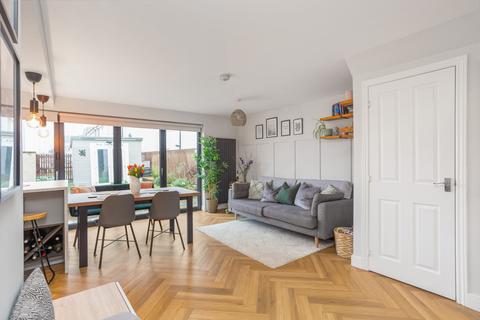 18 Auld Coal Drive, Bonnyrigg, EH19 3QZ