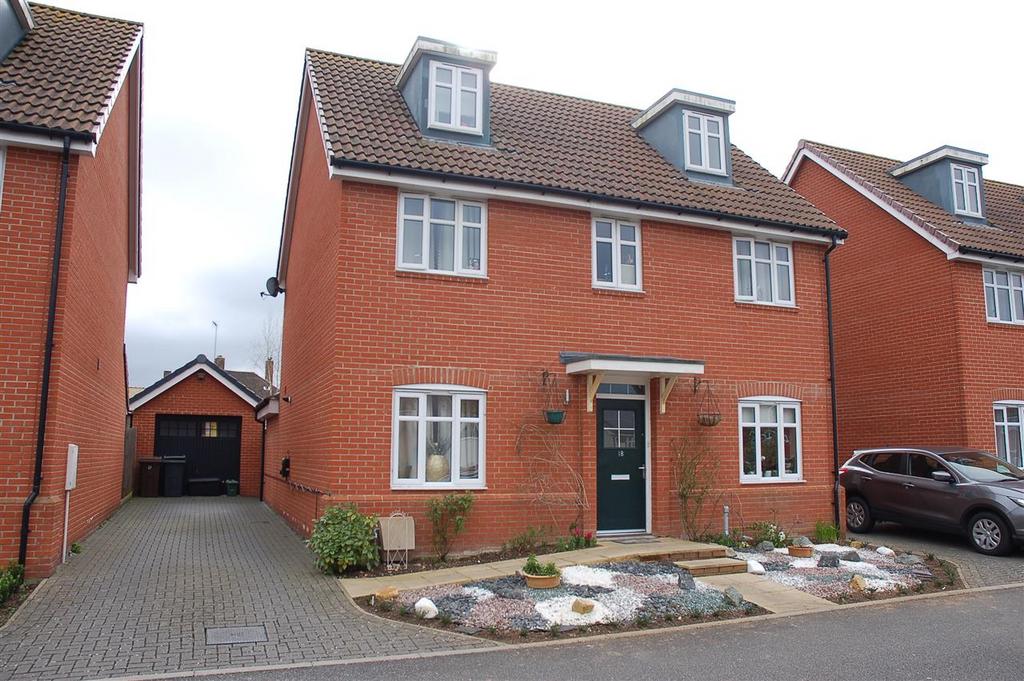 Beeches Crescent, Chelmsford 5 bed detached house for sale £780,000
