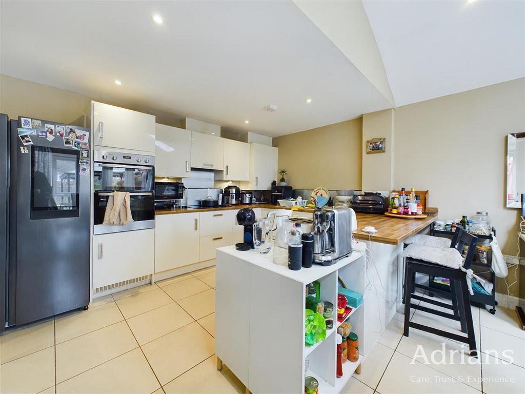Kitchen / dining /