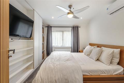 27 Pepper Hill, Northfleet, Gravesend, DA11 8EW