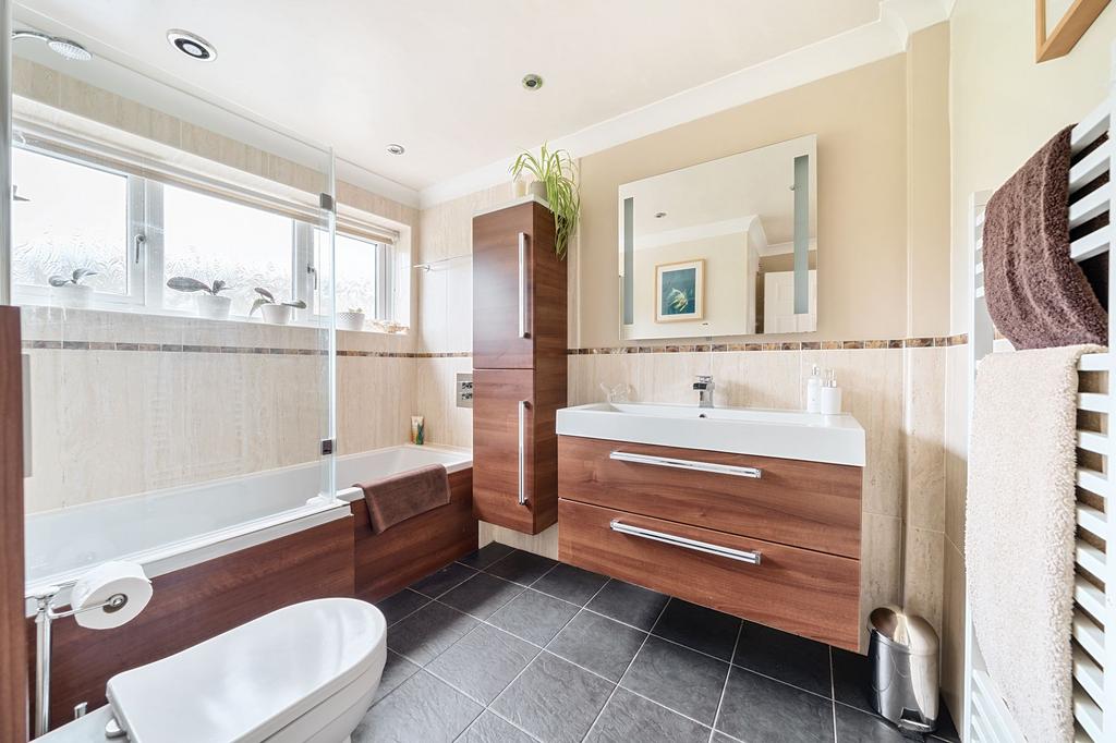 Bathroom (1)