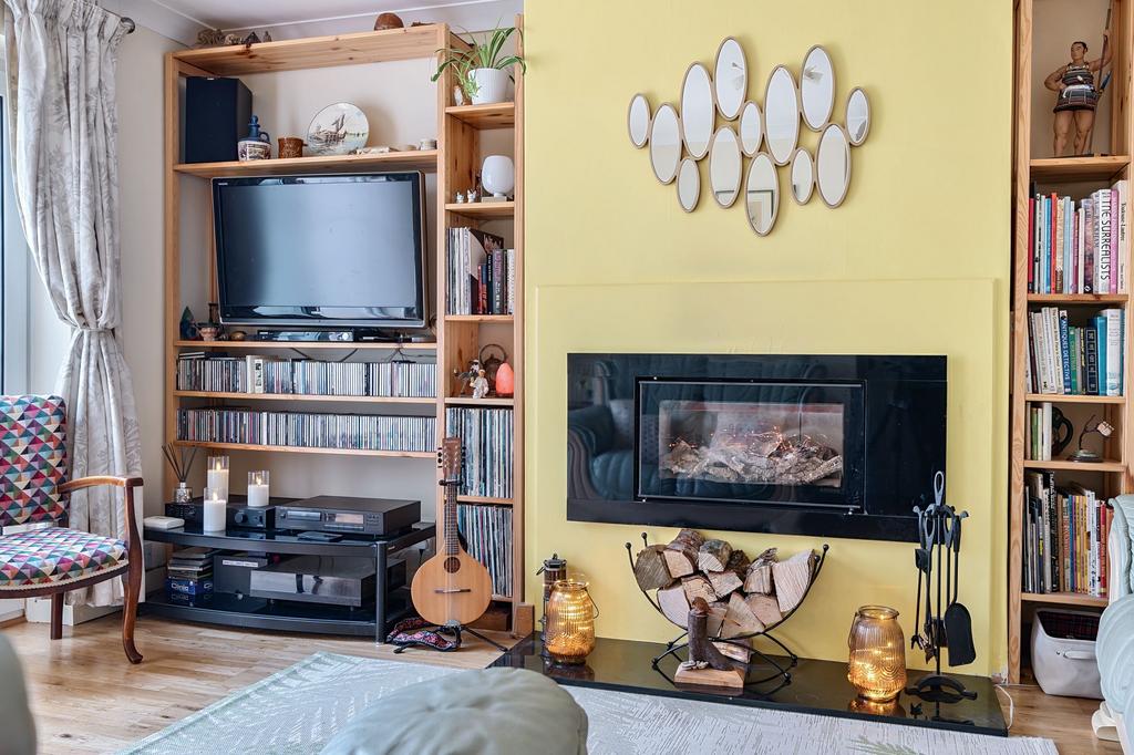 Living Room (3)
