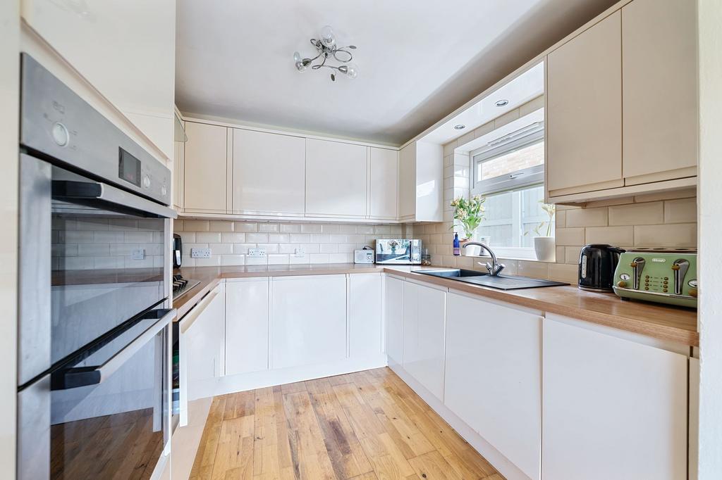 Kitchen (1)