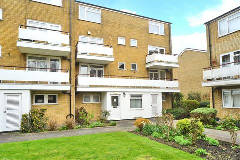2 bedroom apartment for sale - Woodmansterne Lane, Banstead, Surrey, SM7