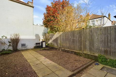 4 bedroom terraced house to rent, Church Lane, Tooting Bec