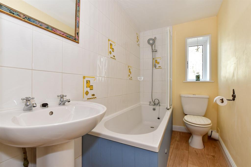 En Suite Bathroom