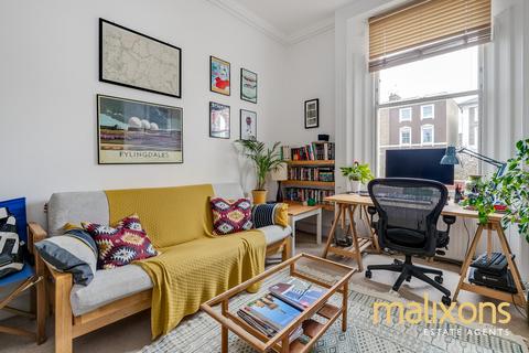 1 bedroom flat for sale, London SW8
