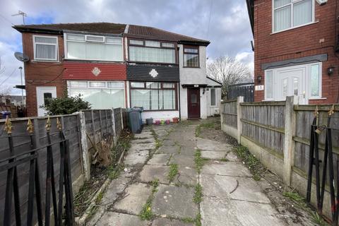 3 bedroom semi-detached house to rent - Wentworth Avenue, Manchester M18