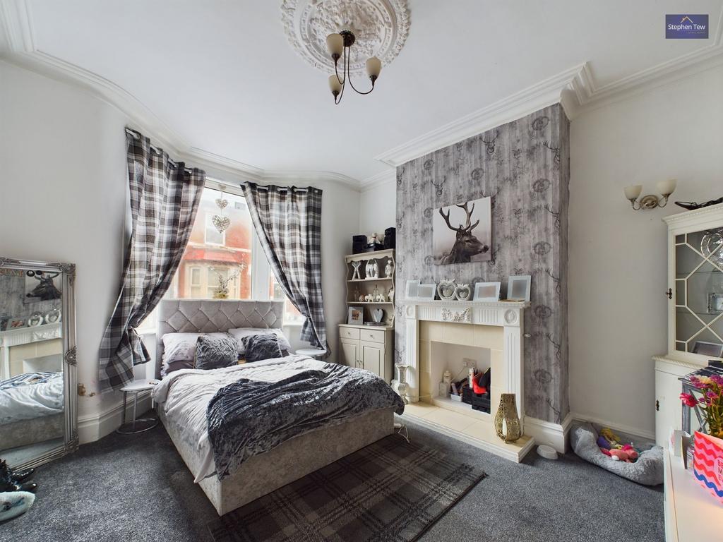 Portland Road, Blackpool, FY1 3 bed terraced house for sale £125,000
