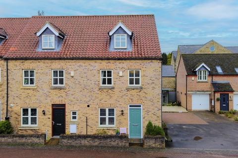 33 The Spinney, Sheffield, S17 3AL