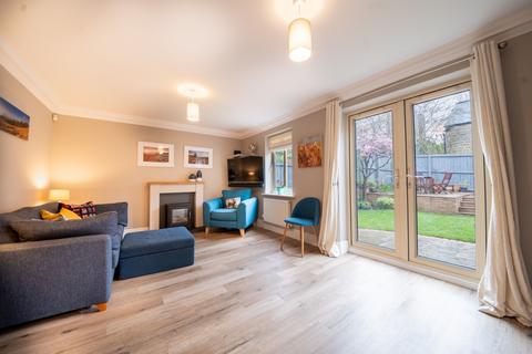 33 The Spinney, Sheffield, S17 3AL