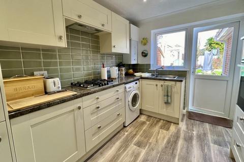 14 Burn Close, Verwood, BH31 6DN