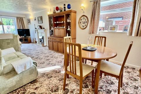 14 Burn Close, Verwood, BH31 6DN
