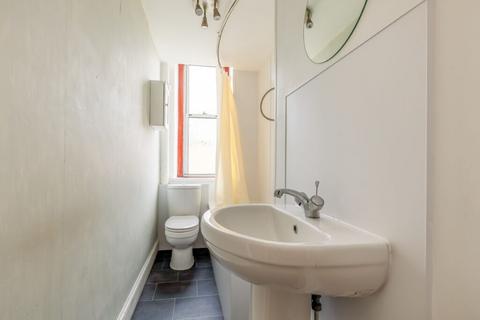46/5 Albion Road, Edinburgh, EH7 5QU